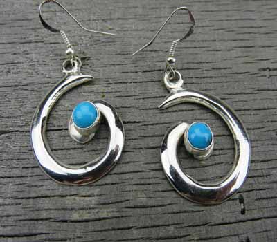 Whirling Wind Earrings Turquoise